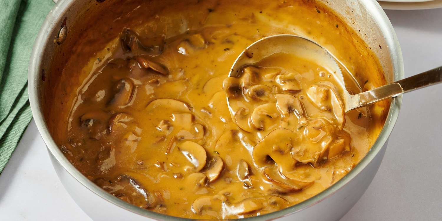 Mushroom and Onion Gravy