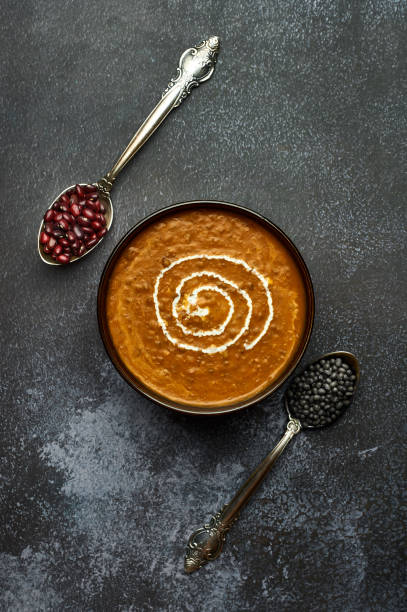 Dal Makhani (Punjabi Black Lentil and Kidney Bean Curry)